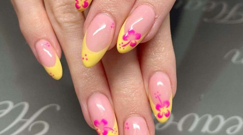 August Nail Ideas