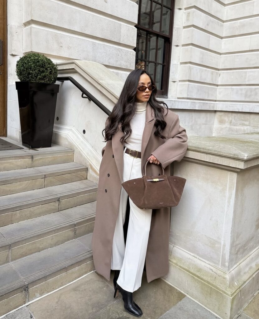 30 Cozy Fall Outfit Ideas You'll Want to Copy ASAP