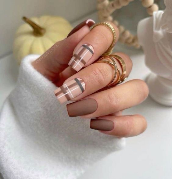 25 Chic & Cozy October Nail Ideas You'll Love 76 25 Chic & Cozy October Nail Ideas You'll Love IMG 3572 October Nail Ideas