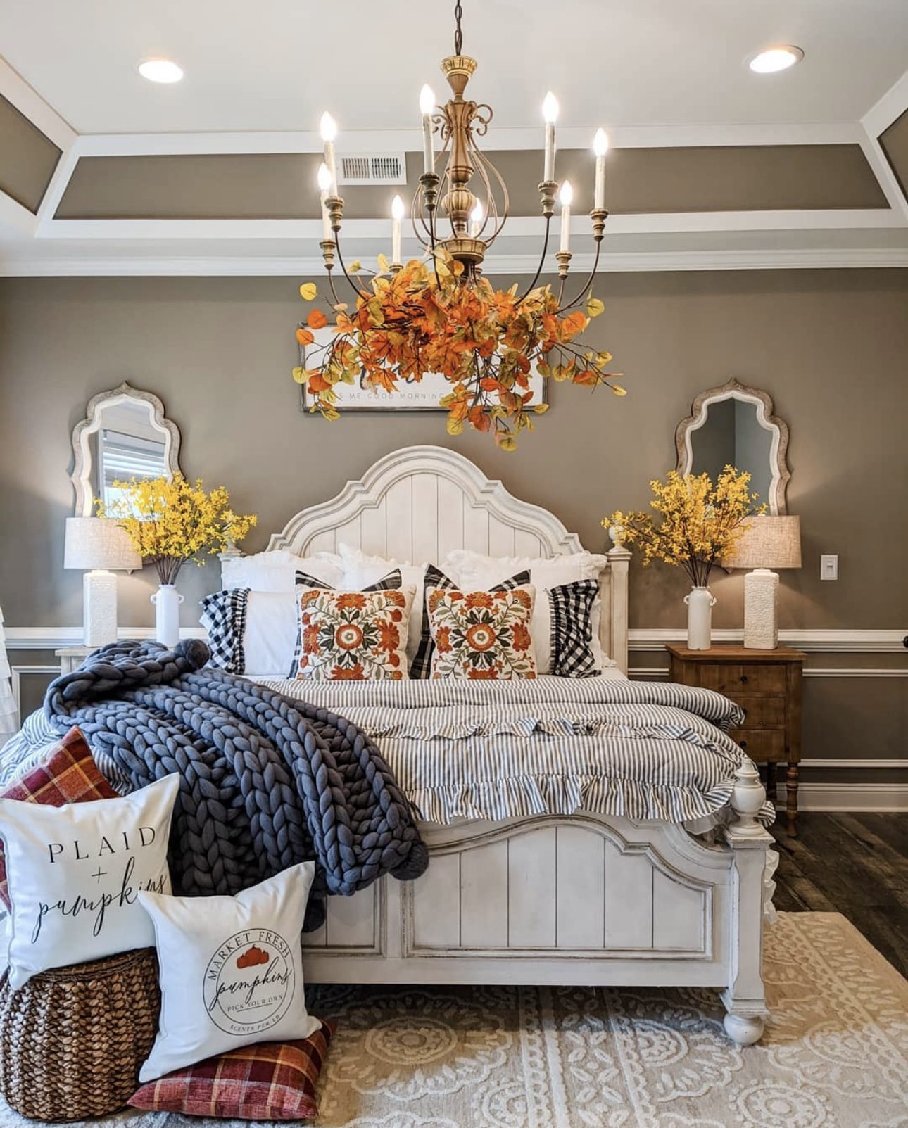 22 Cozy and Inviting Fall Bedroom Ideas You'll Love 48 22 Cozy and Inviting Fall Bedroom Ideas You'll Love IMG 4159 Fall Bedroom Ideas