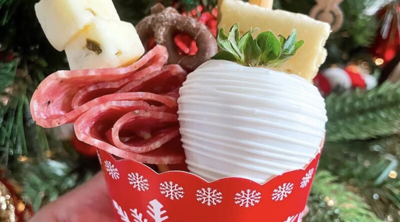 Christmas Charcuterie Cup Ideas