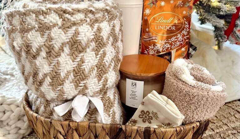 DIY Christmas Gift Basket Ideas