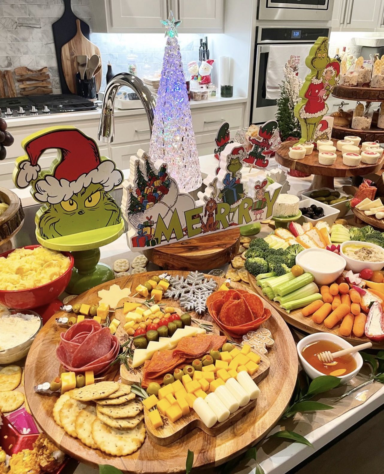 christmas grazing tableIMG 9051 Christmas Grazing Table Ideas