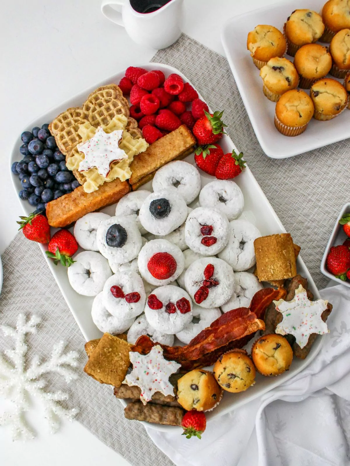 last hero photo 3 Christmas Breakfast Ideas for Kids