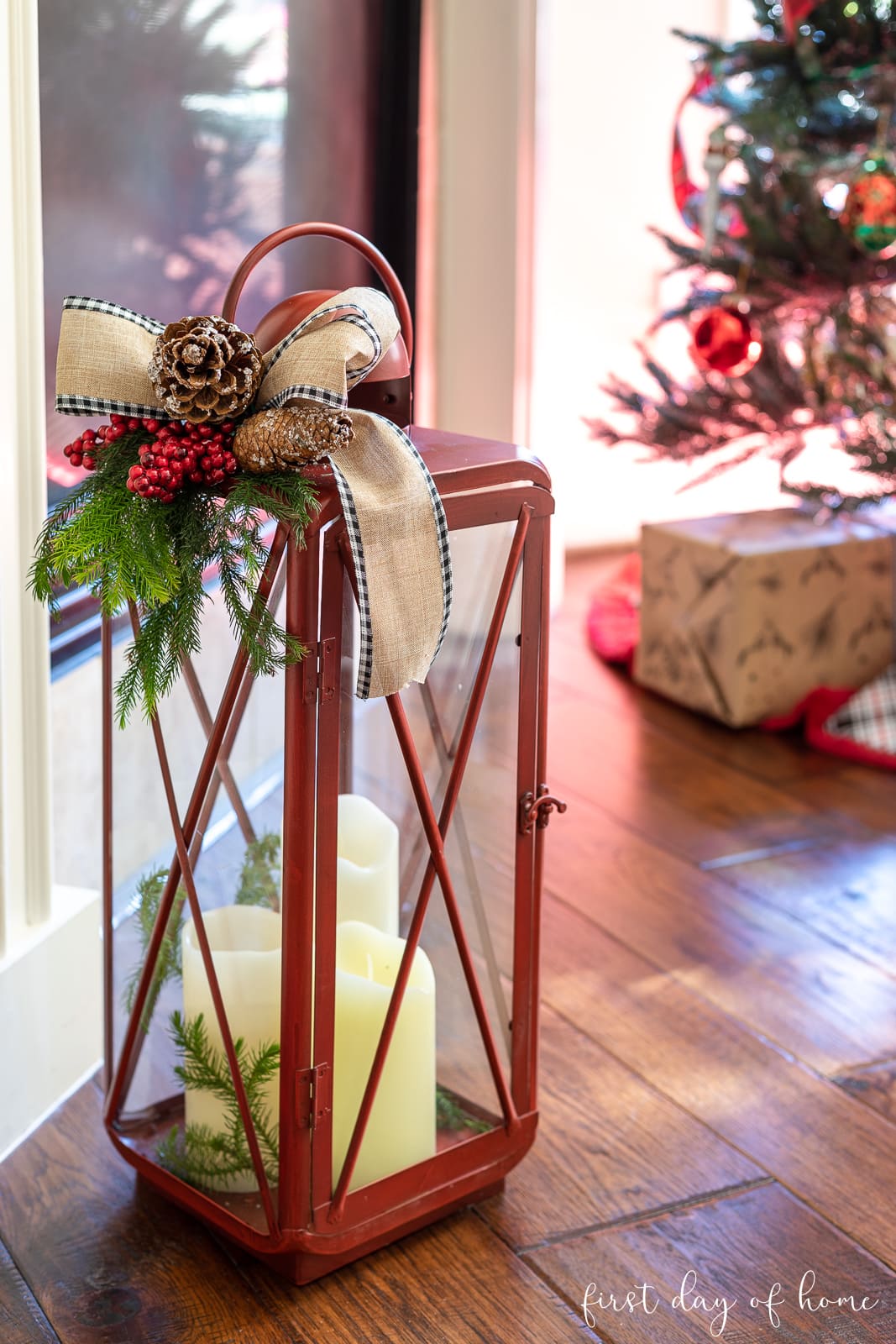 Christmas Living Room Decor 18 Christmas Lantern Ideas