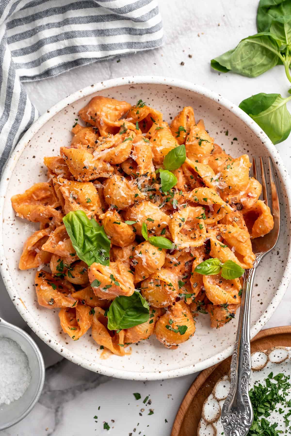 Creamy Tomato Pasta with Cashew Cream6625 Creamy Pasta Recipes