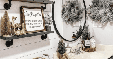 24 Festive Christmas Bathroom Decor Ideas for a Cozy Vibe