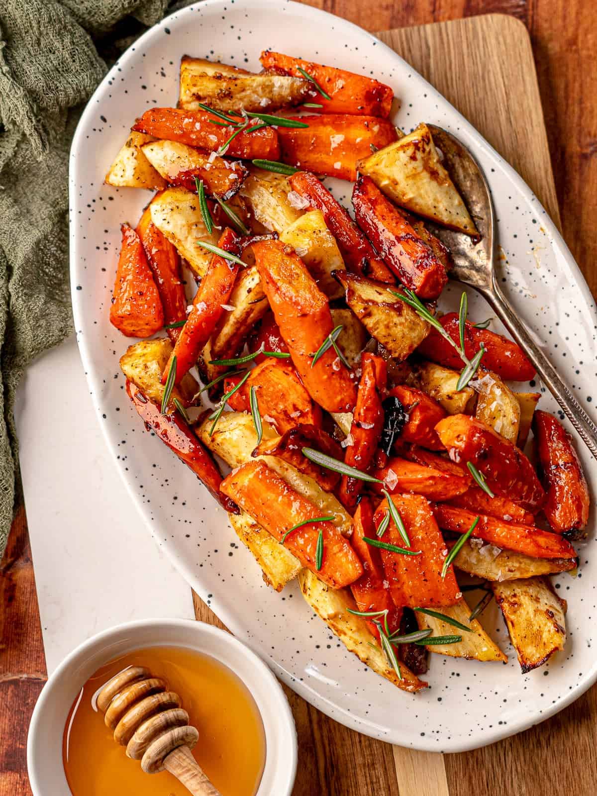 honey roasted carrots parsnips 6 Valentine’s Dinner Ideas
