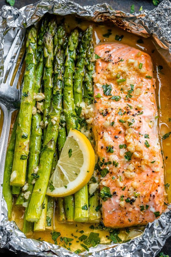 oven baked salmon in foil packets 600x900 1 Valentine’s Dinner Ideas