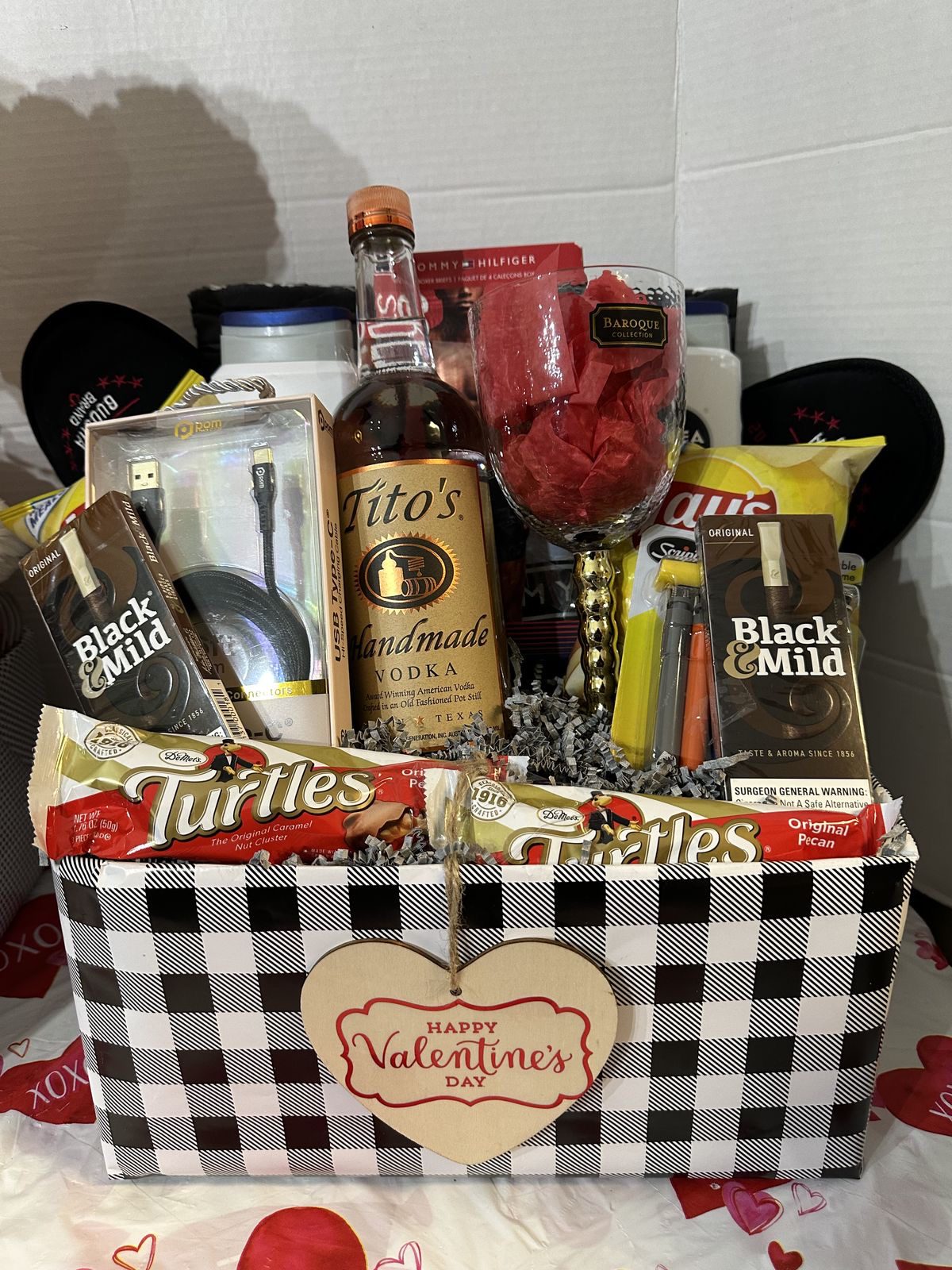 valentines day gift baskets for him IMG 1217 Valentine's Day Gift Baskets for Him