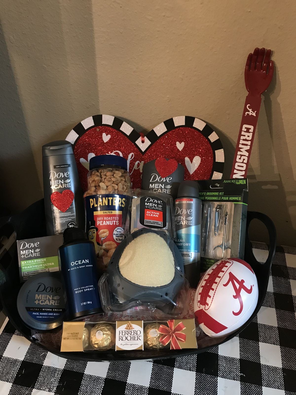 valentines day gift baskets for him IMG 1462 Valentine's Day Gift Baskets for Him