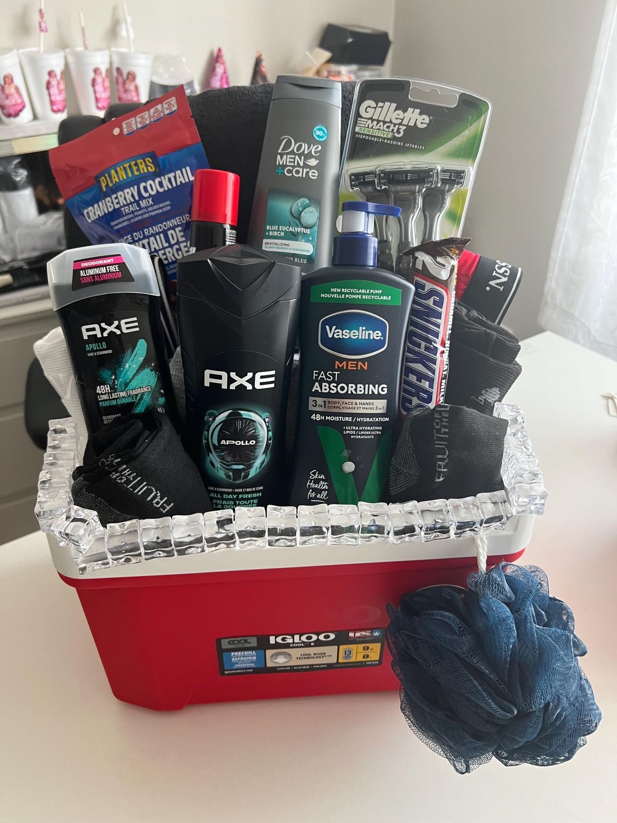 valentines day gift baskets for him IMG 1466 Valentine's Day Gift Baskets for Him