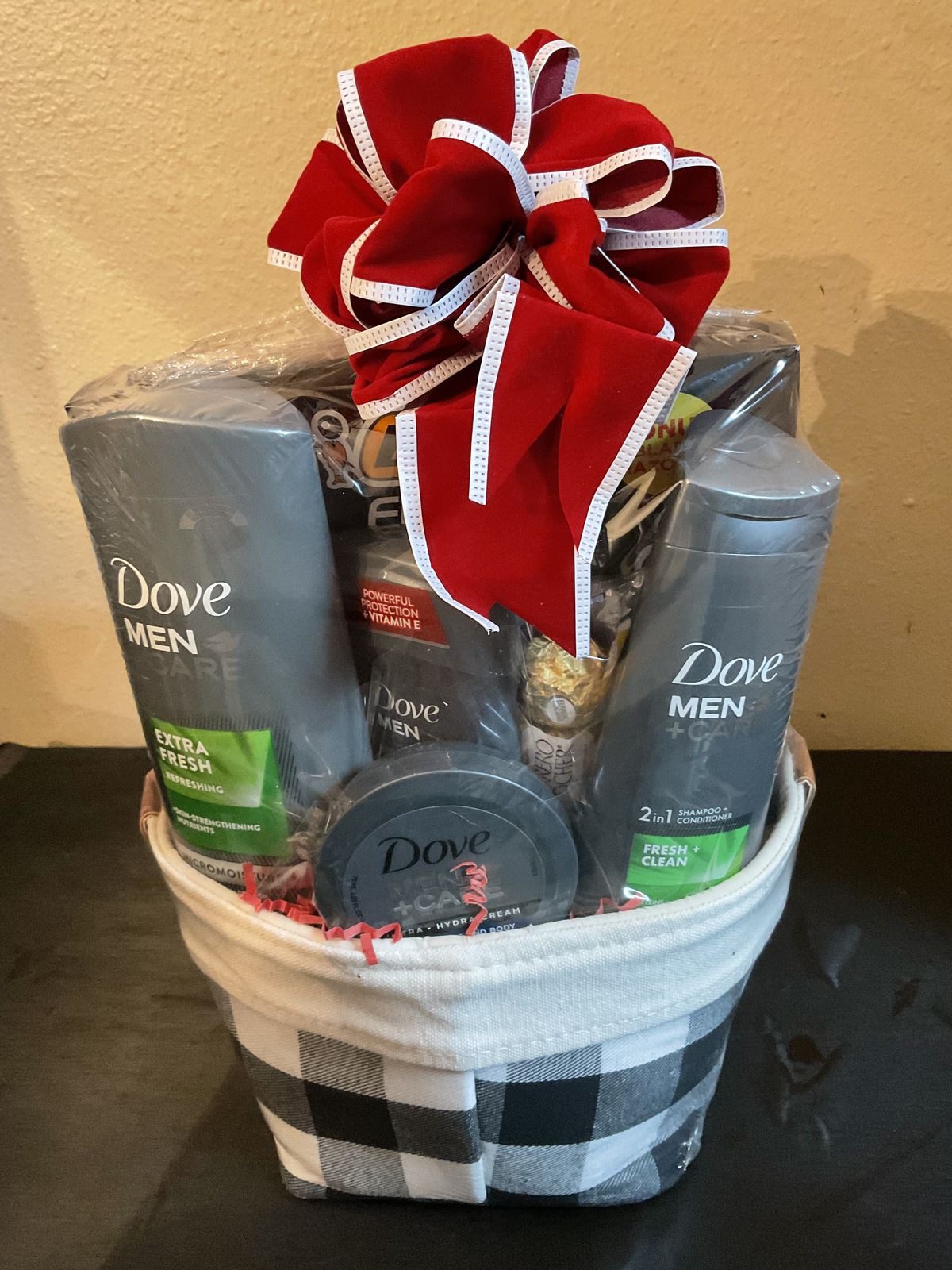 valentines day gift baskets for him IMG 1480 Valentine's Day Gift Baskets for Him