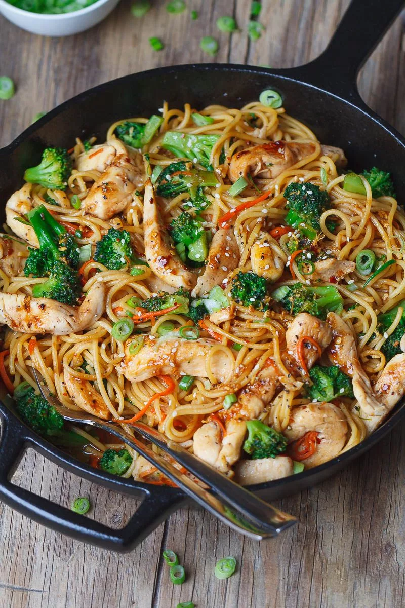 15 Minute Chicken Pasta and Broccoli Skillet 30-Minute Dinners