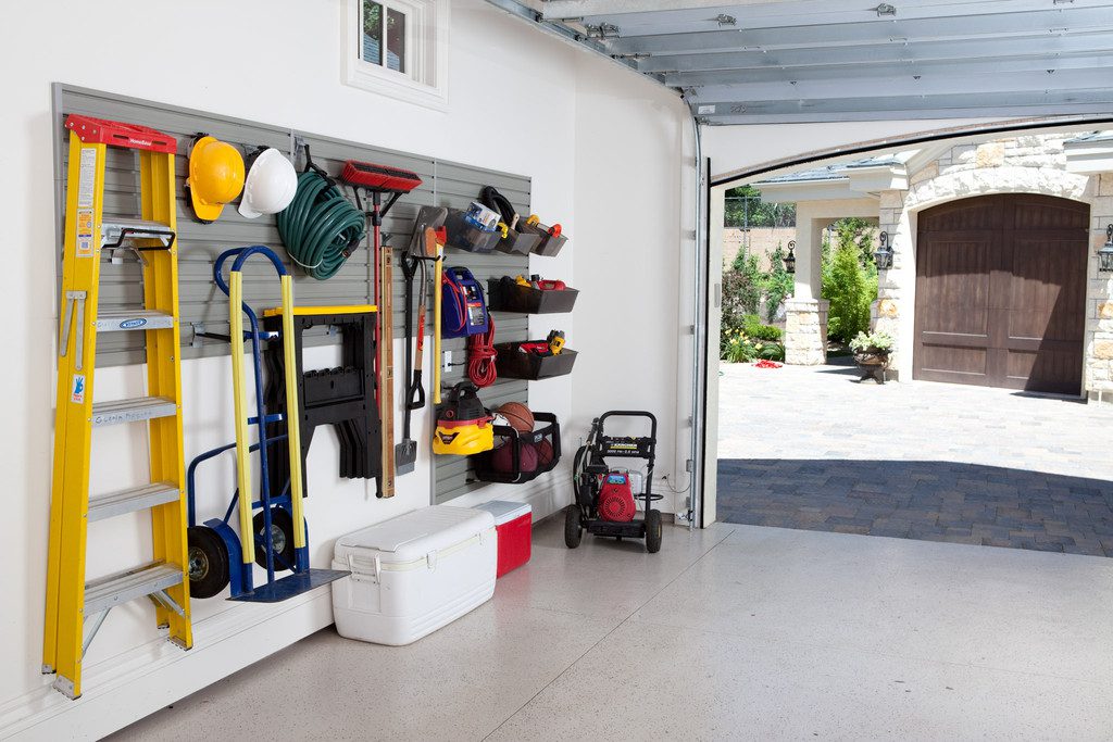 How to Organize a One Car Garage