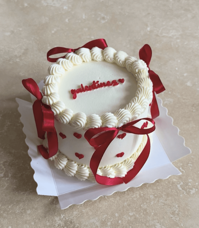 Screenshot 2025 12 28 at 21.36.26 Galentine's Party Cake