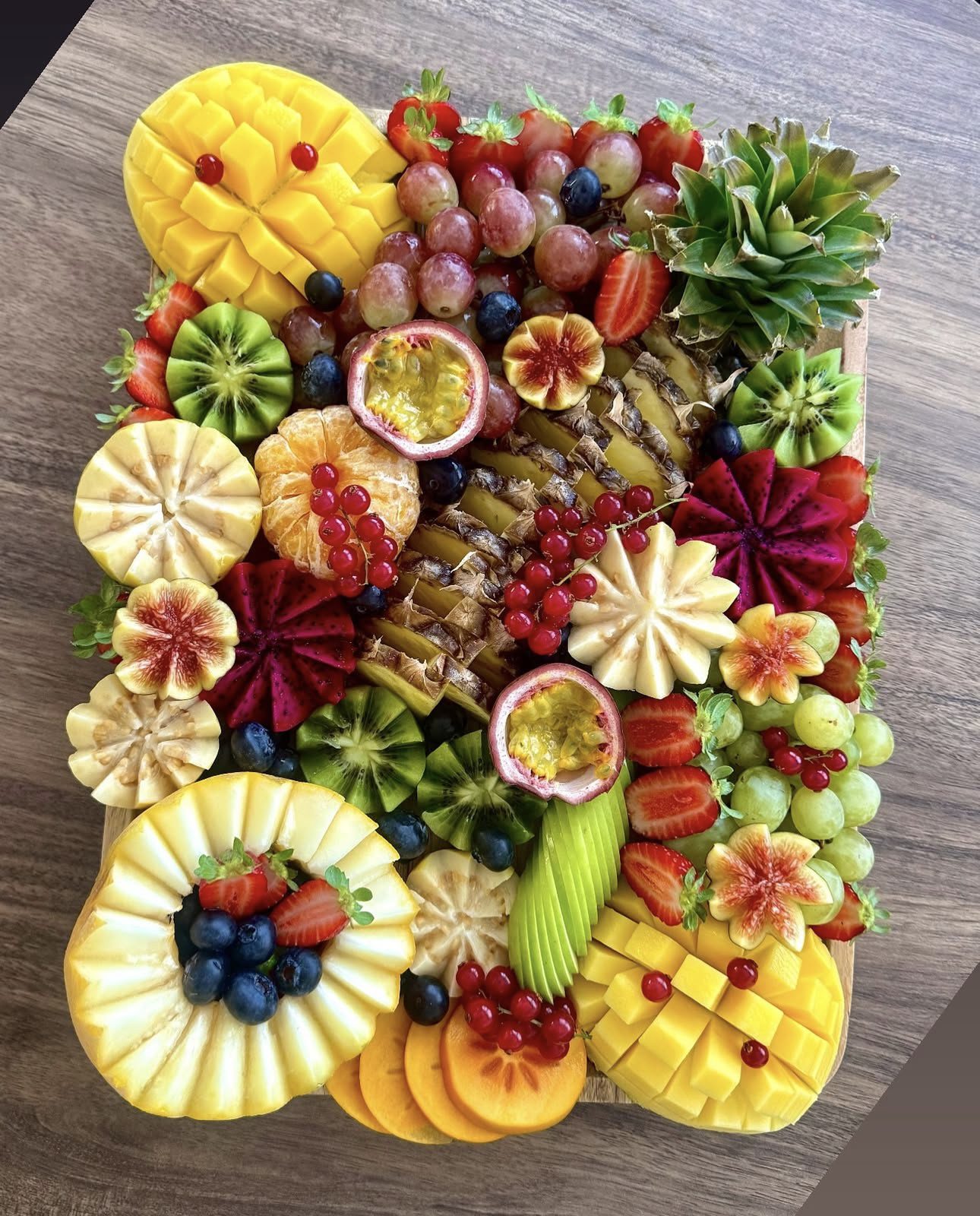 28 Stunning Fruit Platter Ideas for Parties & Entertaining 76 28 Stunning Fruit Platter Ideas for Parties & Entertaining fruit platterIMG 3698 Fruit Platter Ideas