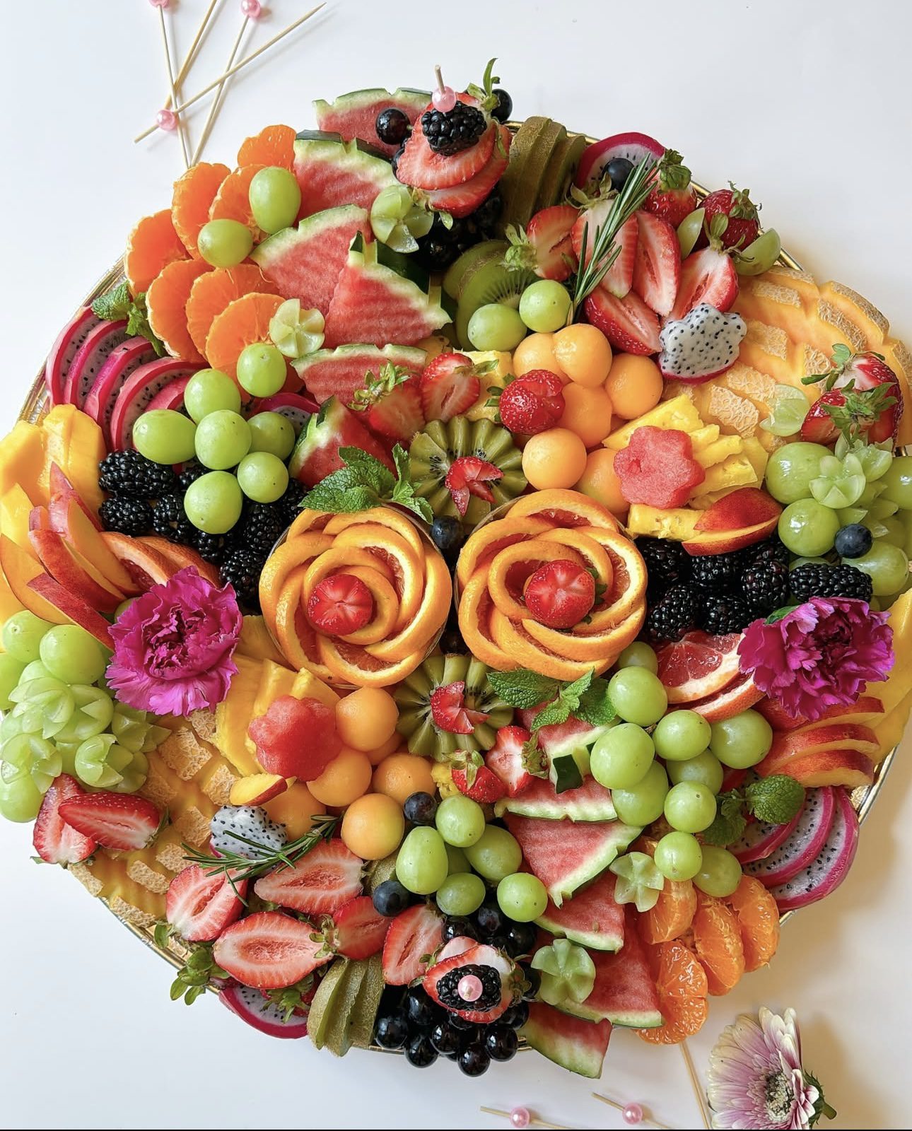 28 Stunning Fruit Platter Ideas for Parties & Entertaining 62 28 Stunning Fruit Platter Ideas for Parties & Entertaining fruit platterIMG 3719 Fruit Platter Ideas