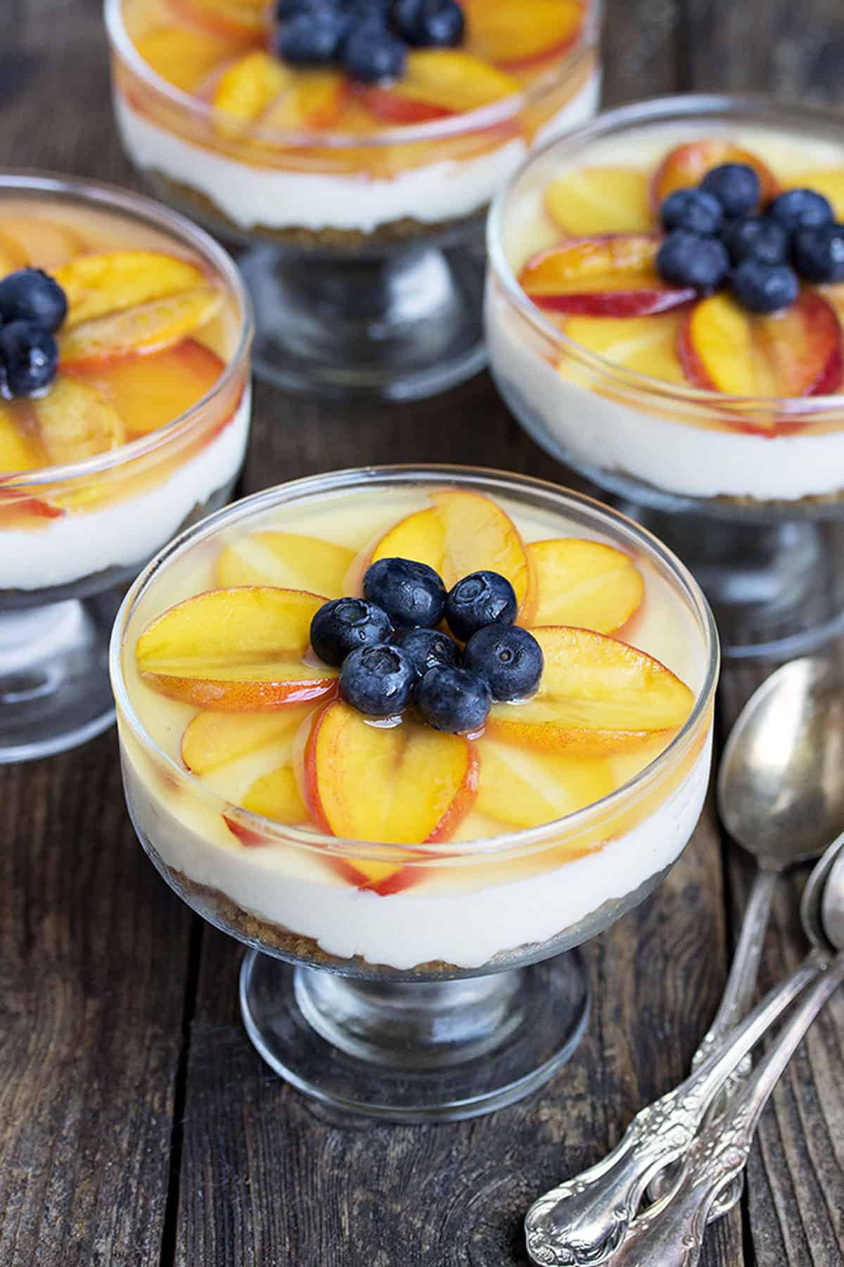 peach cheesecake cups2 3 No-Bake Dessert Ideas
