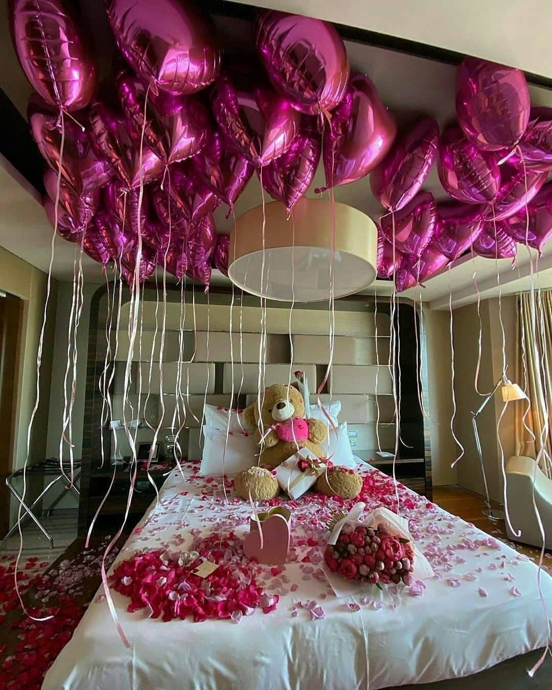 valentines day bedroom decorIMG 2107 Valentine's Day Bedroom Decor