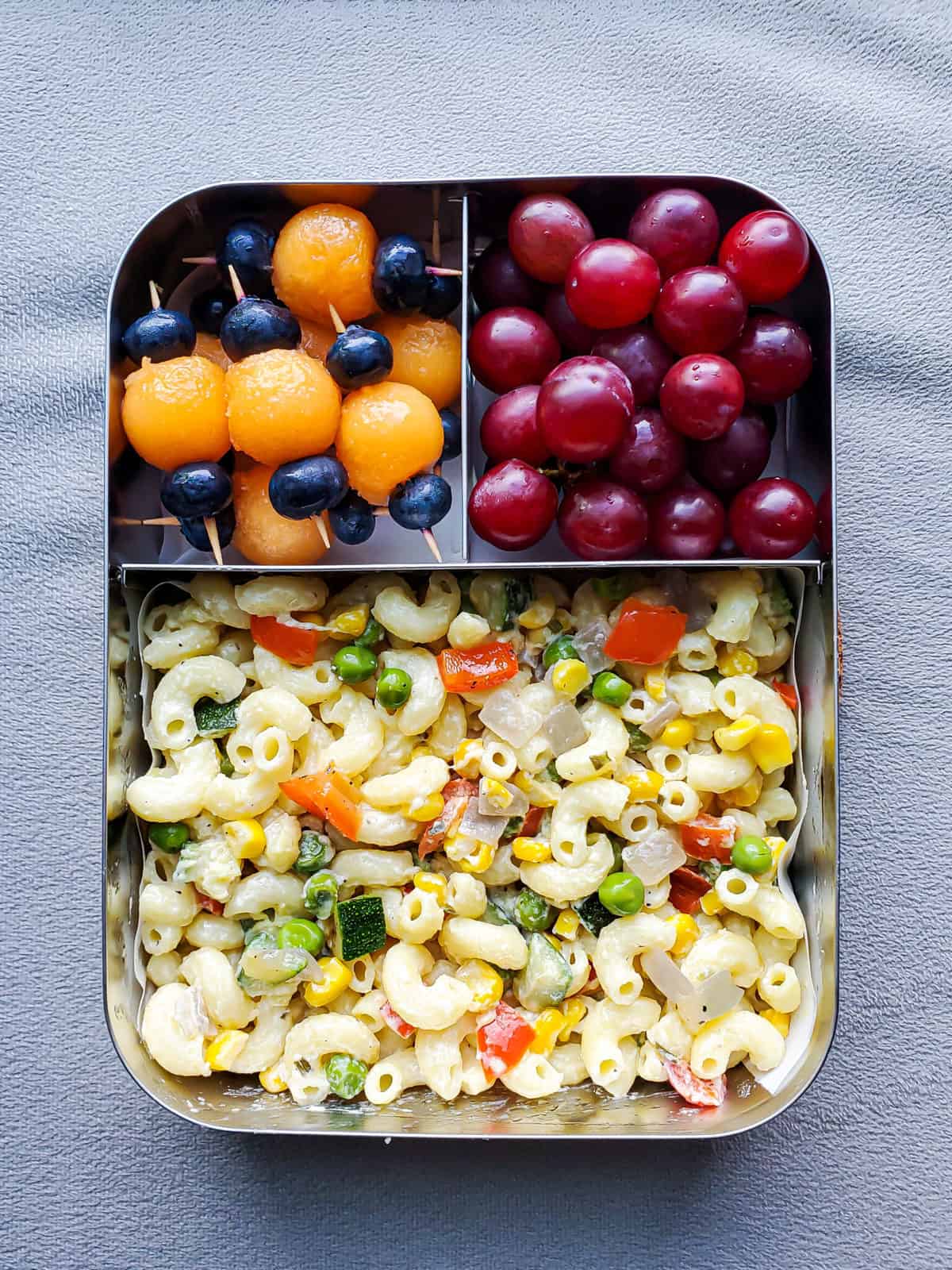 Creamy Garlic Pasta with veggies lunchbox 1536x2048 1 Kid-Friendly Meal Prep Recipes