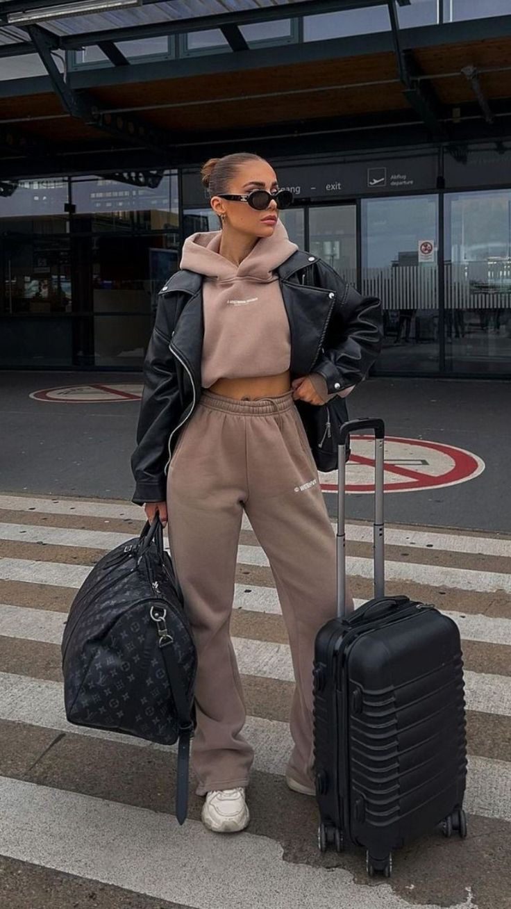 airport outfitIMG 3958 Airport Outfit Ideas