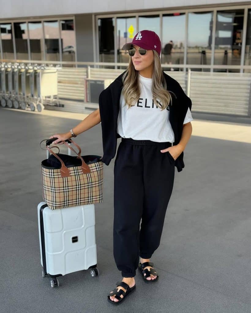 airport outfitsummerairportoutfit 1 820x1024 1 Airport Outfit Ideas