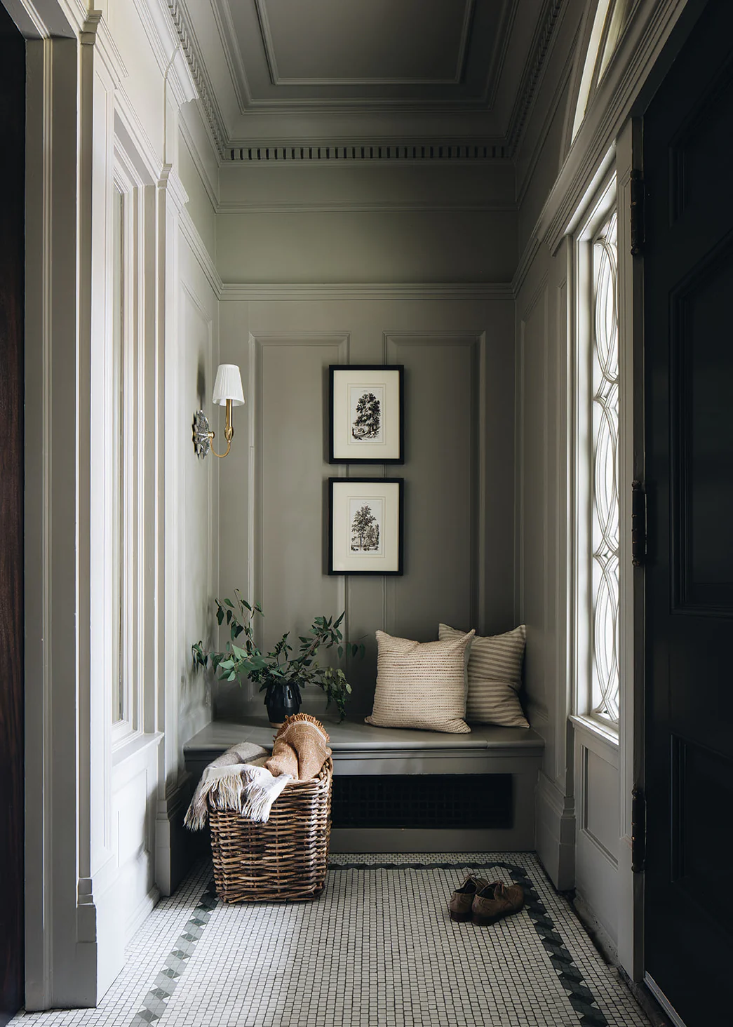 Joanna Gaines Entryway Decorsarticle from the journal home tour with jean stoffer eb27f568 c663 4436 9048 ceff2ac3ea48 Joanna Gaines Entryway Decors