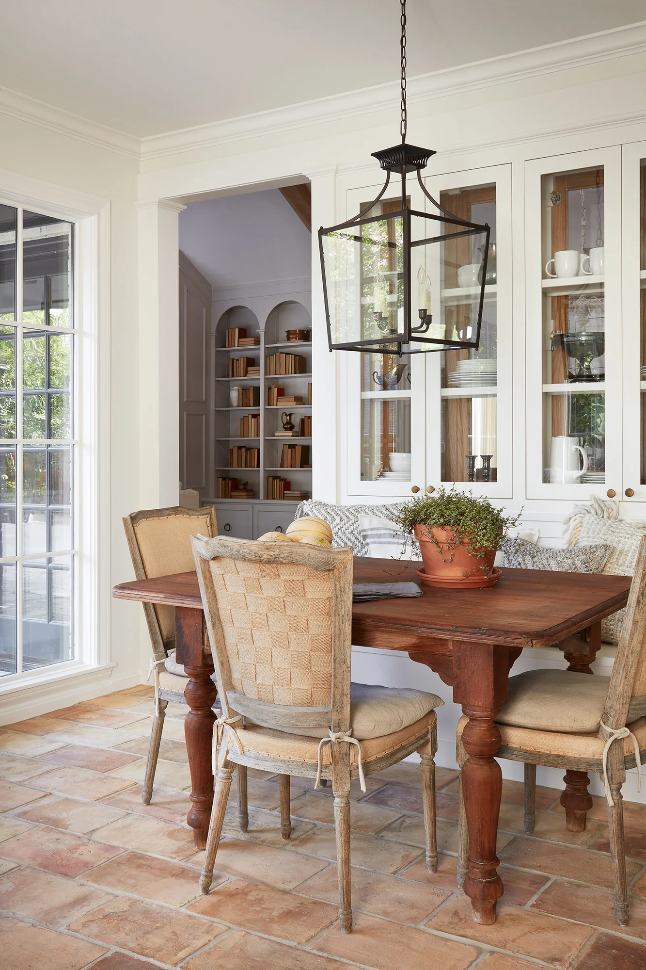 article design tips club house c3ad15e1 8b9e 4f8a afaa 6c04ed0e739f Joanna Gaines Dining Rooms