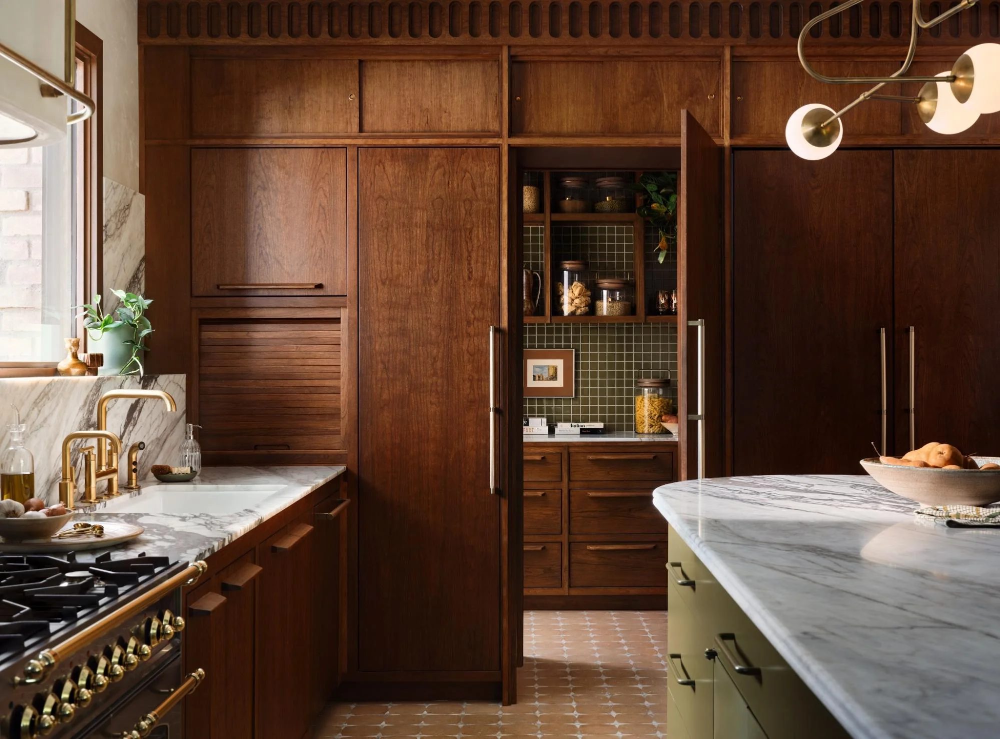 article fixer upper the lakehouse part 1 87545dd2 a1e2 4861 aa76 9351a2738e95 Kitchens by Joanna Gaines