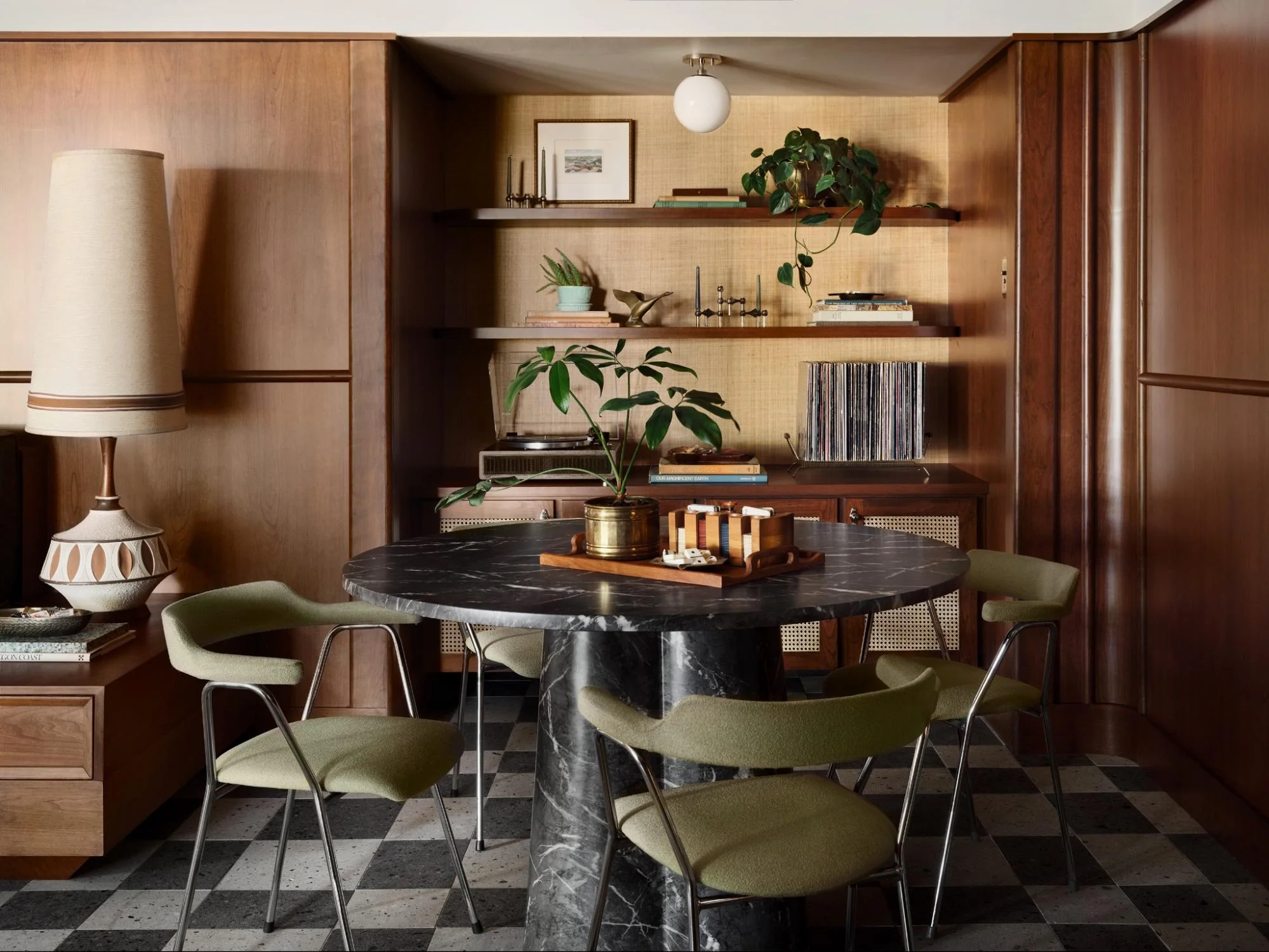 article fixer upper the lakehouse part 2 9a681527 a0d7 48b3 9167 215cb030b2bb Joanna Gaines Dining Rooms