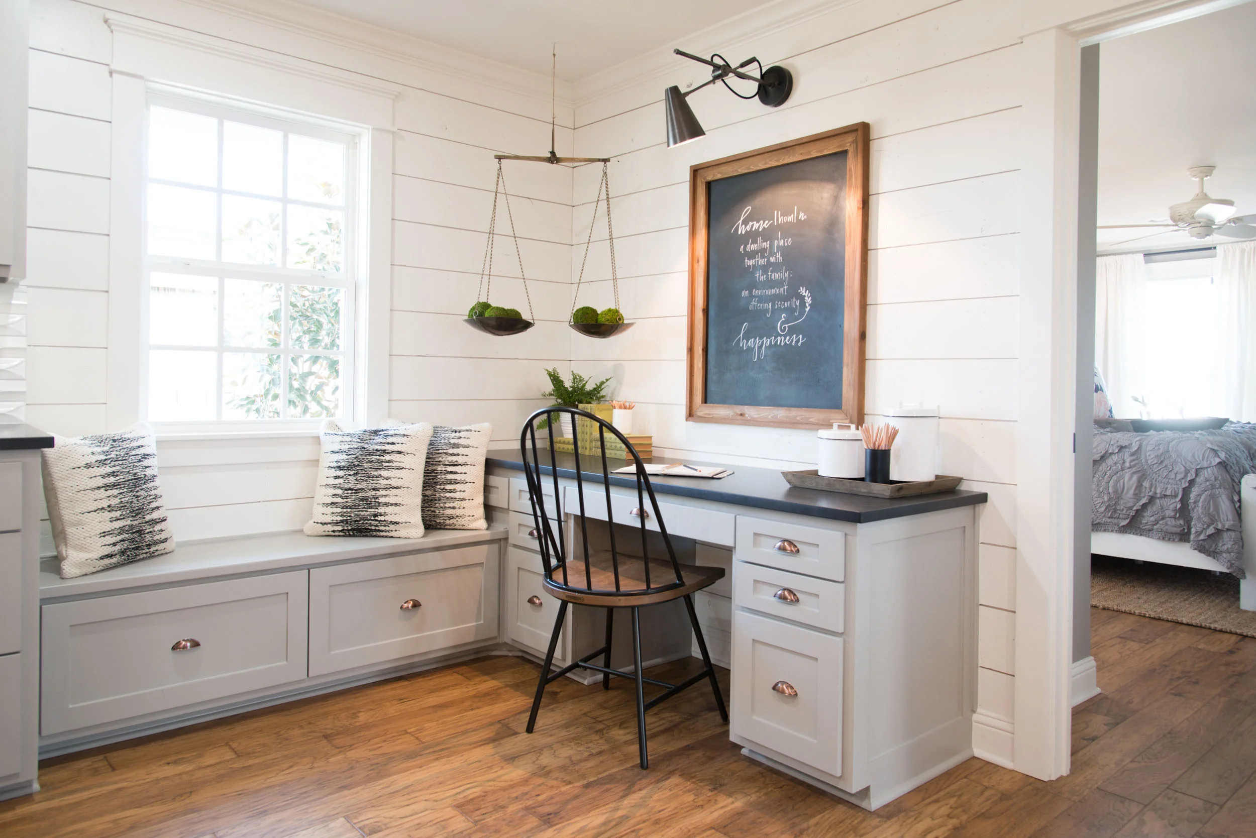 joana gaines home officearticle the carriage house dac7b049 f419 4b96 8df7 aa6cf432f17c Joanna Gaines Home Office Decors