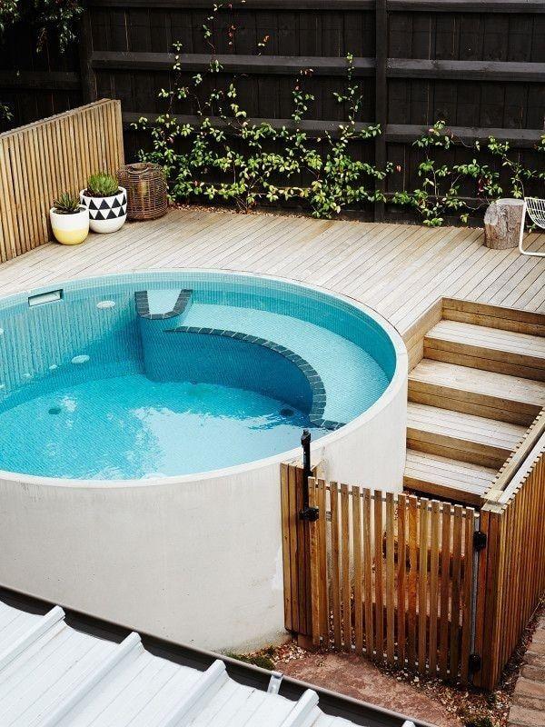 Small Backyard Pools