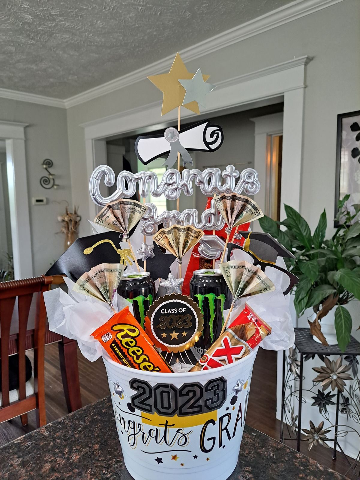 Graduation Gift BasketsIMG 0667 Graduation Gift Baskets