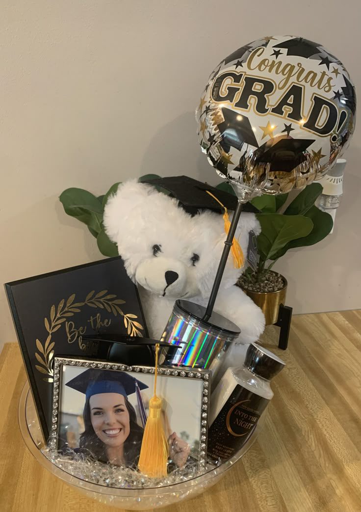 Graduation Gift Baskets 1 Graduation Gift Baskets