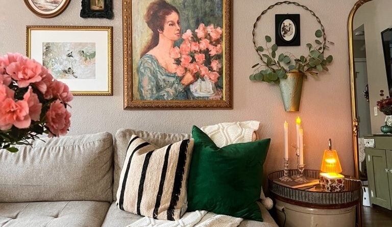 living room gallery wallIMG 0805 Design