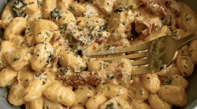 Marry Me Chicken Gnocchi