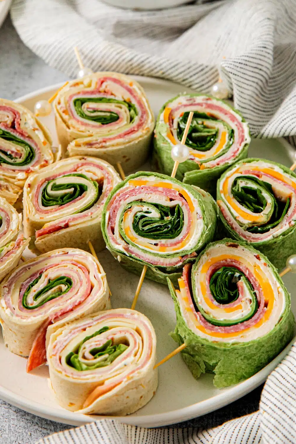 25 Pinwheel Recipes to try 44 25 Pinwheel Recipes to try Pinwheel Sandwiches 5.jpg