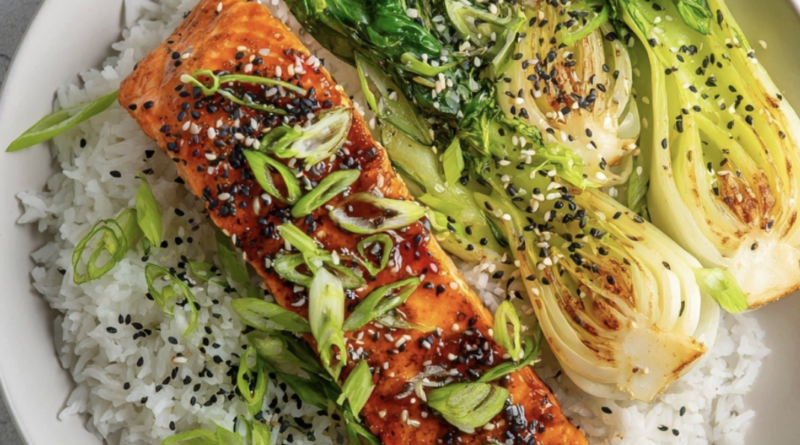 Sticky Sesame Salmon Rice Bowl