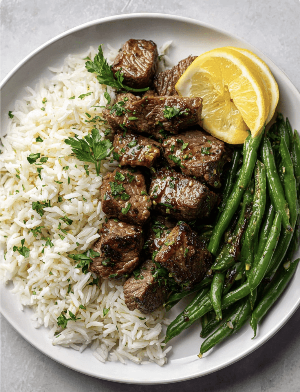 garlic steak bites2 Garlic Steak Bites and Rice