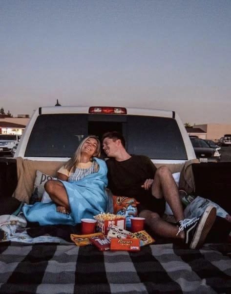 24 Car Date Ideas That Cost Little but Feel Special 53 24 Car Date Ideas That Cost Little but Feel Special Car Date Ideas6 Car Date Ideas