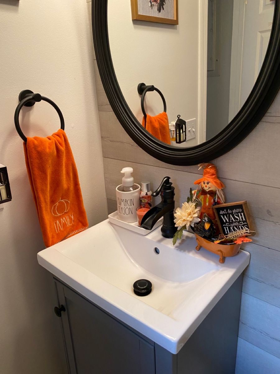 Fall Bathroom Decor Ideas14 Fall Bathroom Decor Ideas