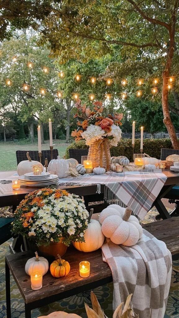 Fall Entryway Decor Ideas22 Fall Table Decor Ideas
