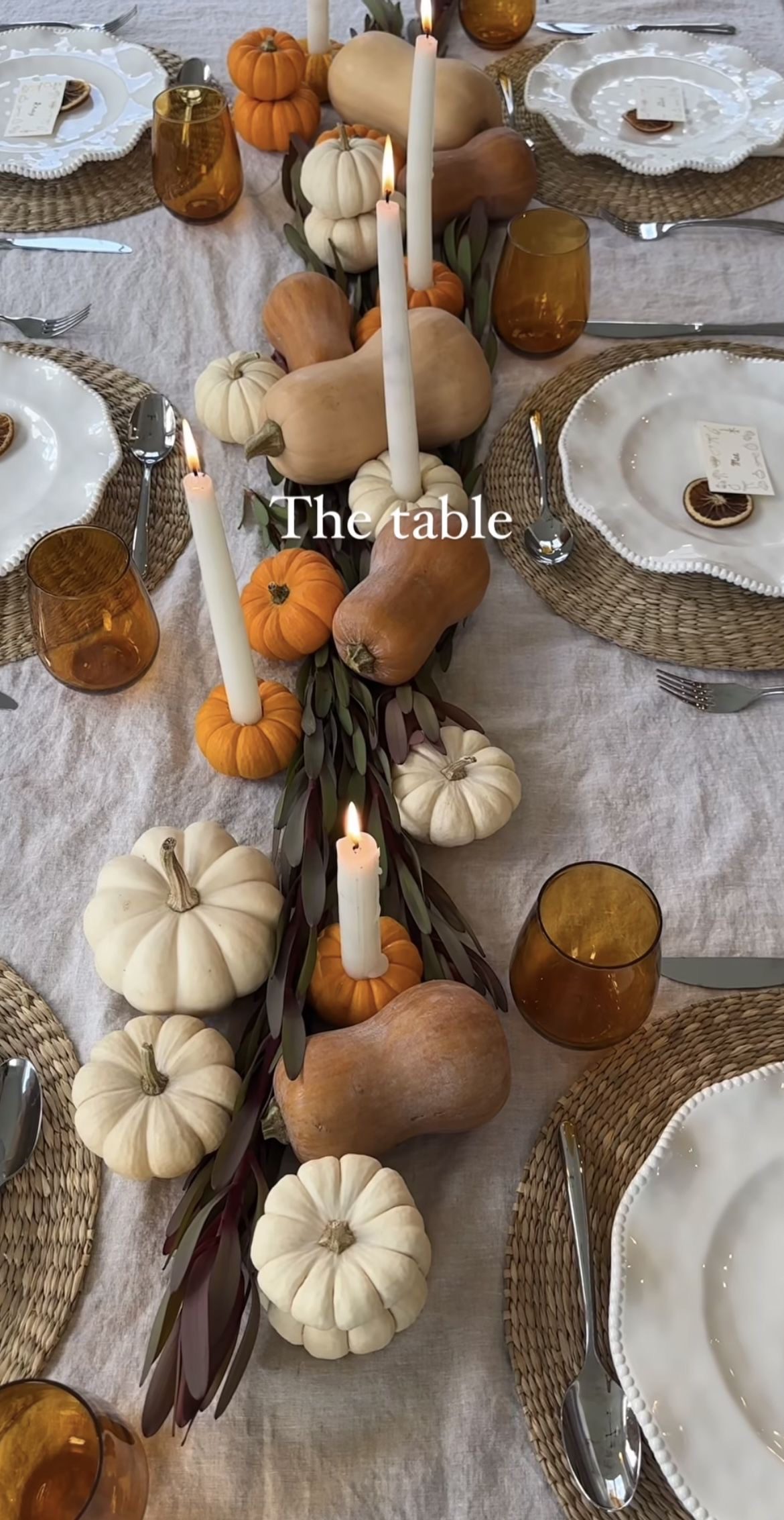 Fall Entryway Decor Ideas29 Fall Table Decor Ideas
