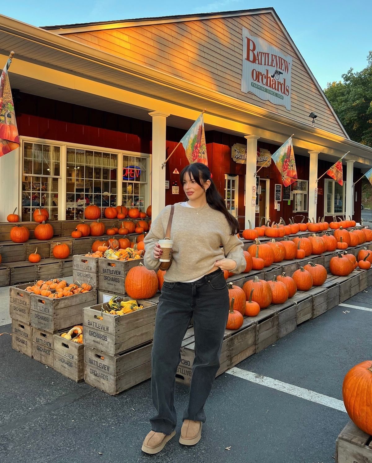 Pumpkin Patch Outfit Ideas8 Pumpkin Patch Outfit Ideas
