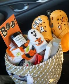 boo basket ideas10 Boo Basket Ideas