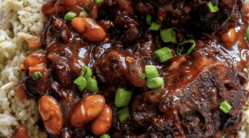 Authentic Jamaican Oxtail with Rice and Peas2