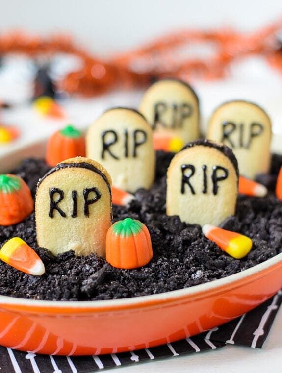 Graveyard Chocolate Cheesecake Dip Tastes just like a chocolate cheesecake with Oreos on top Spooky Treat Ideas