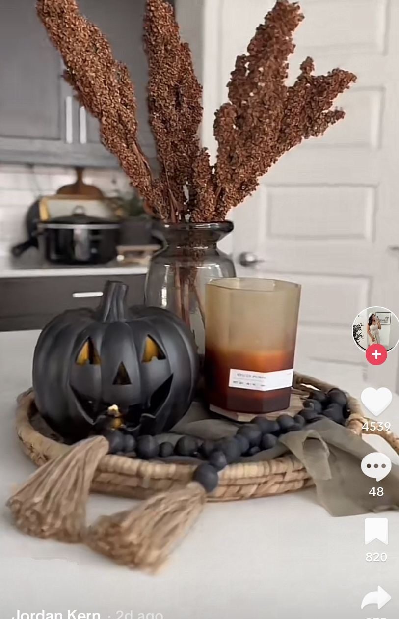 IMG 6046 Spooky Centerpiece Ideas