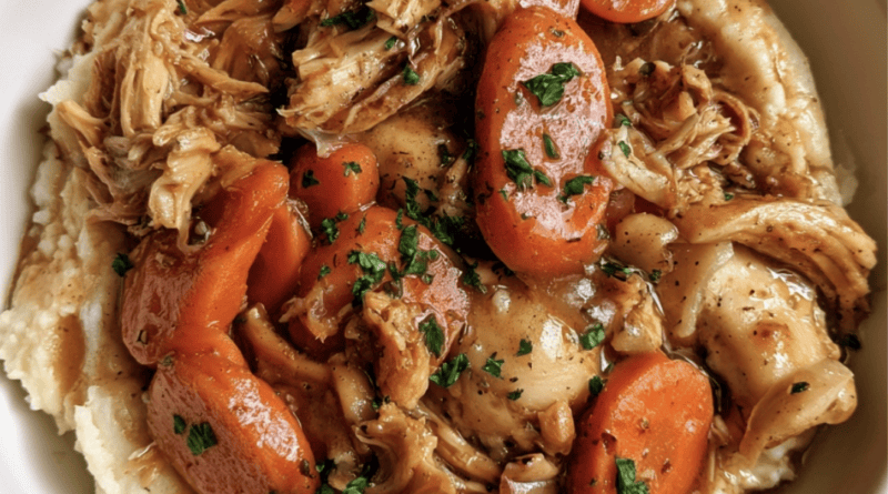 Pulled Chicken and Gravy with Creamy Mash2